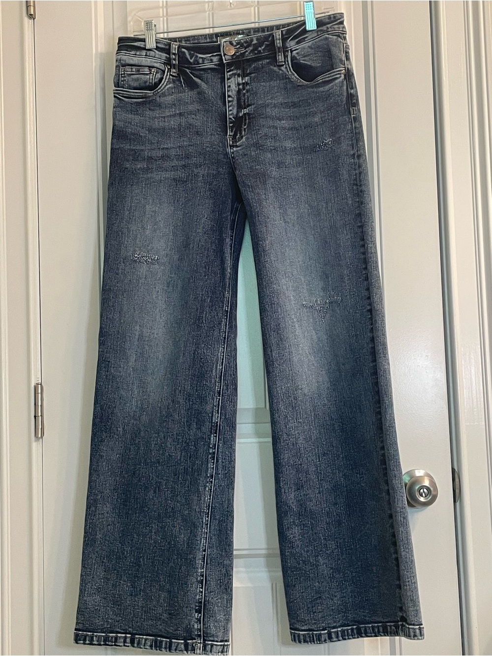 Kut from the Kloth High Rise “JEAN” Wide Leg Jeans Size 10 Distressed